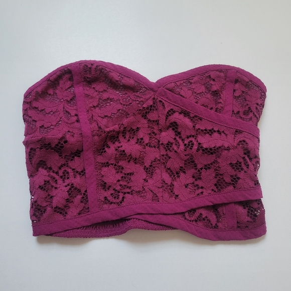 Free people Lace crop top. - Picture 2 of 12